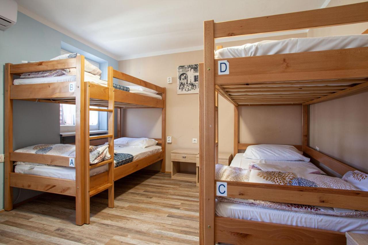 Hostel Adriatic Piran (Adults Only) Ngoại thất bức ảnh