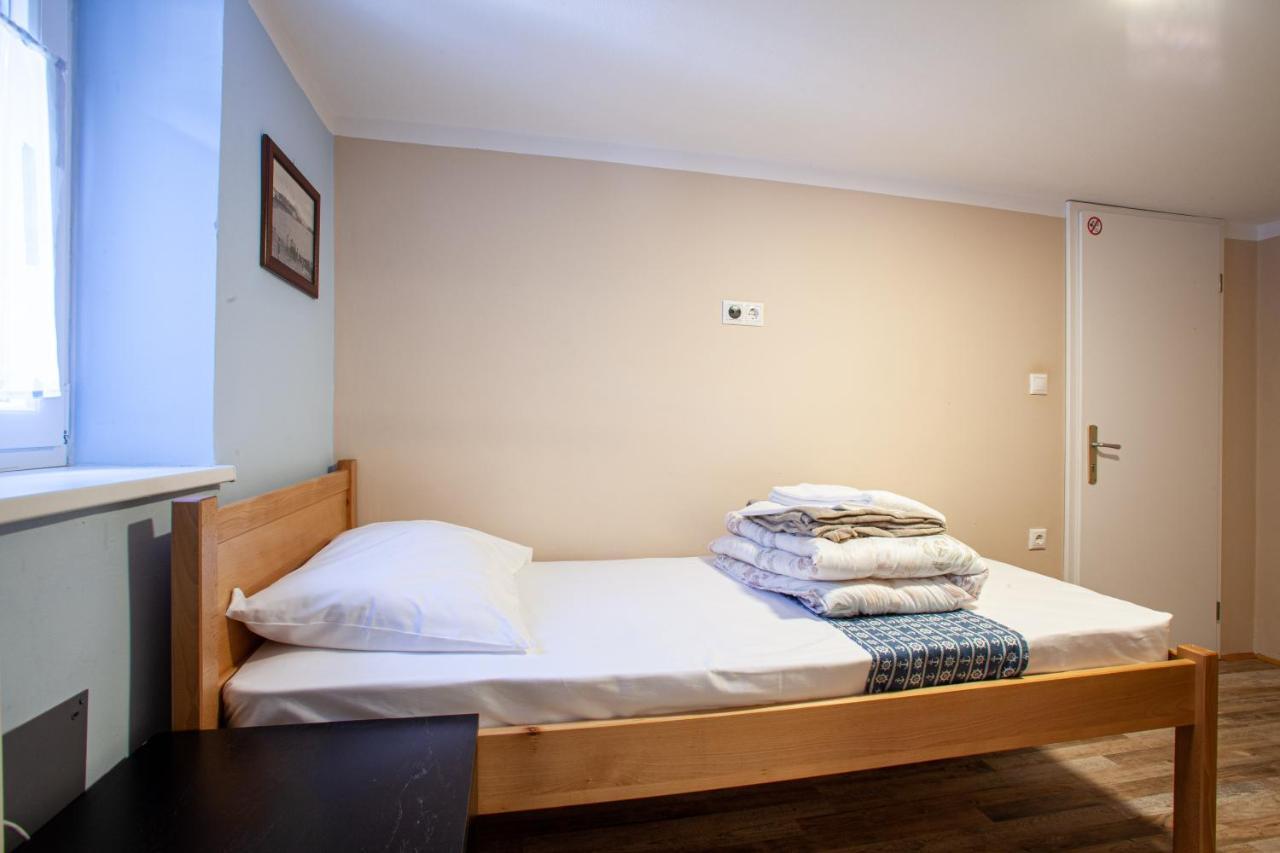 Hostel Adriatic Piran (Adults Only) Ngoại thất bức ảnh