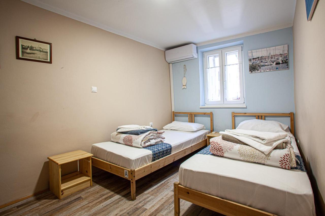 Hostel Adriatic Piran (Adults Only) Ngoại thất bức ảnh