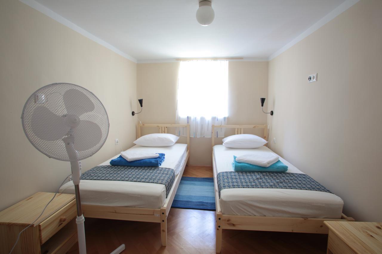 Hostel Adriatic Piran (Adults Only) Ngoại thất bức ảnh