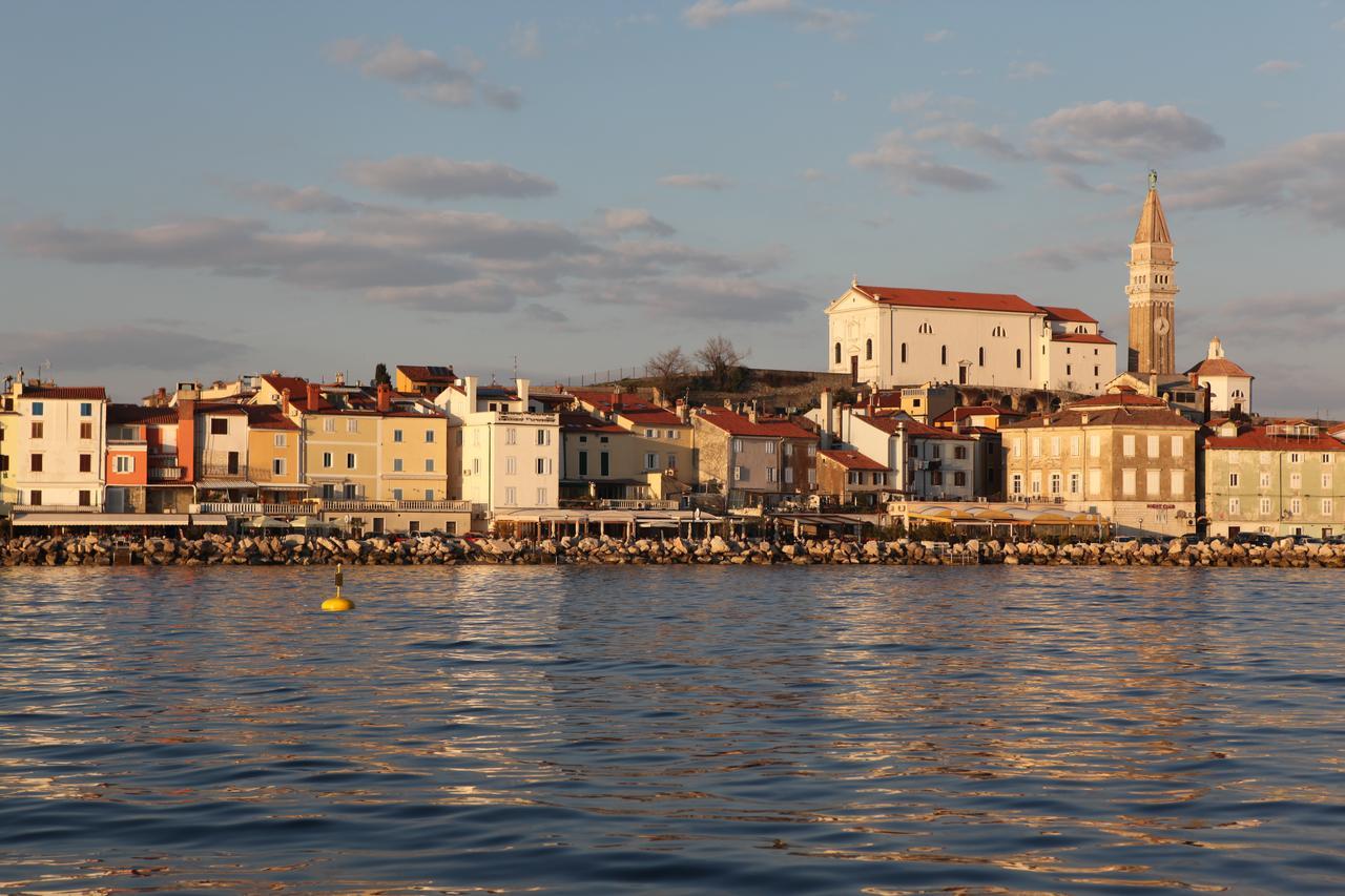 Hostel Adriatic Piran (Adults Only) Ngoại thất bức ảnh